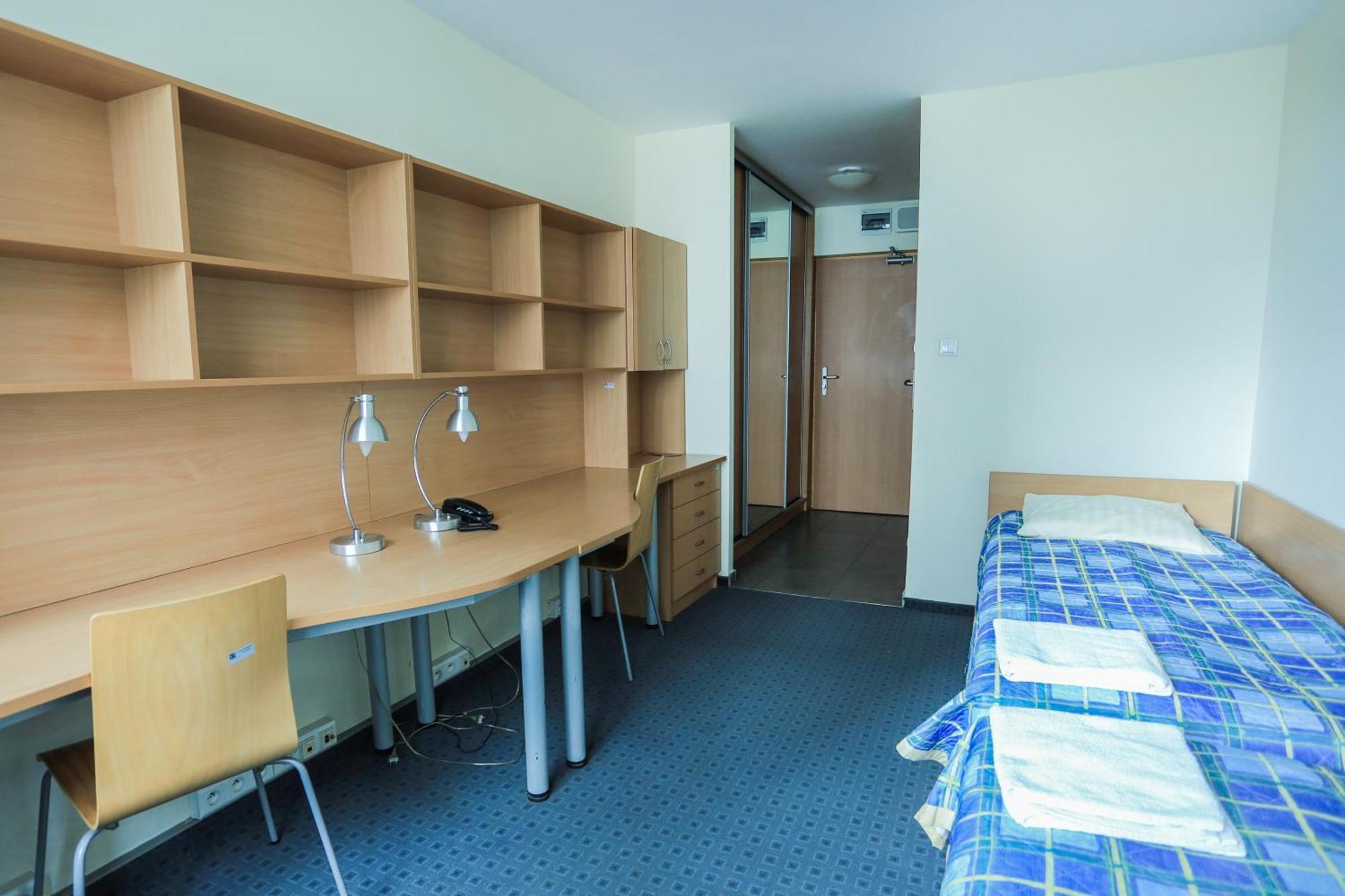 Hotel Krakowiak — Photos 1